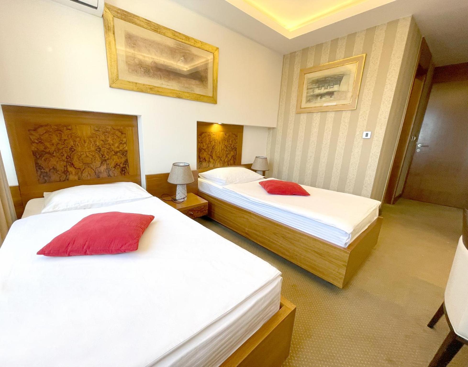 Hotel Exclusive Sarajevo Ngoại thất bức ảnh
