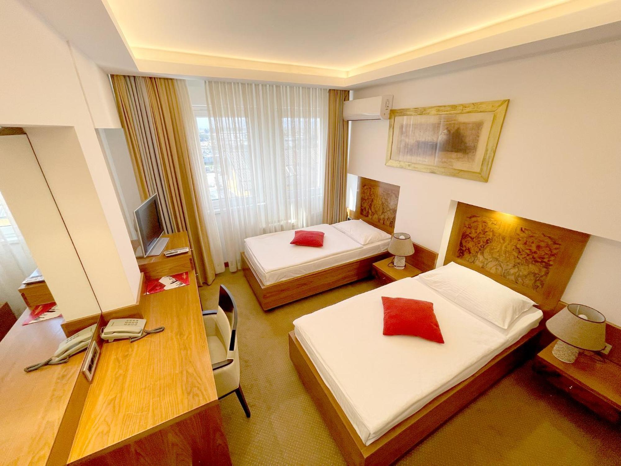 Hotel Exclusive Sarajevo Ngoại thất bức ảnh