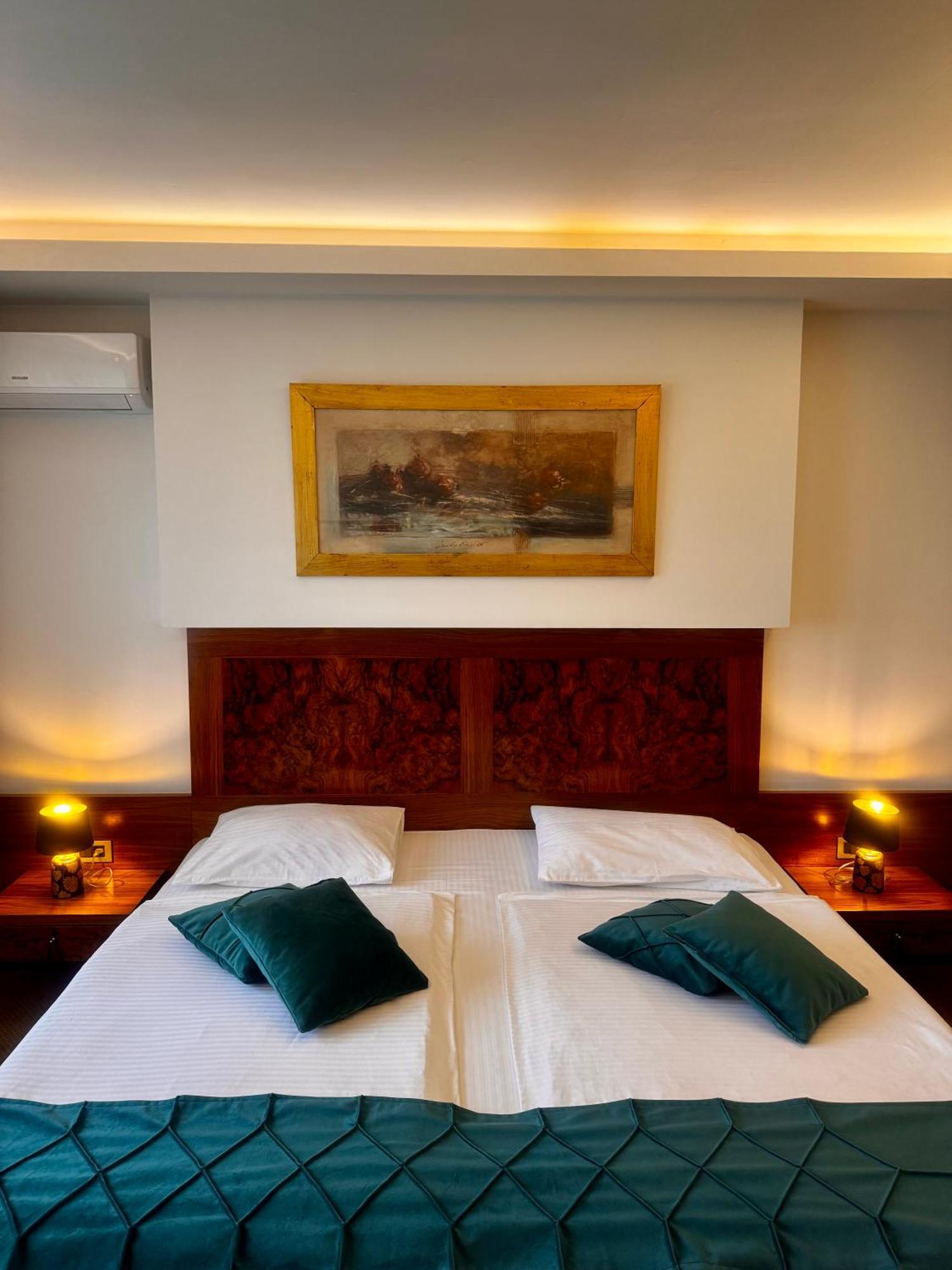 Hotel Exclusive Sarajevo Ngoại thất bức ảnh