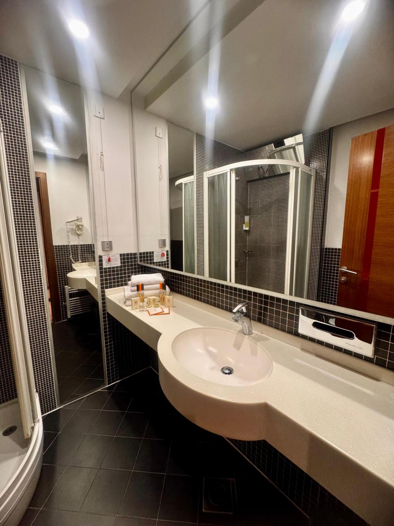 Hotel Exclusive Sarajevo Ngoại thất bức ảnh