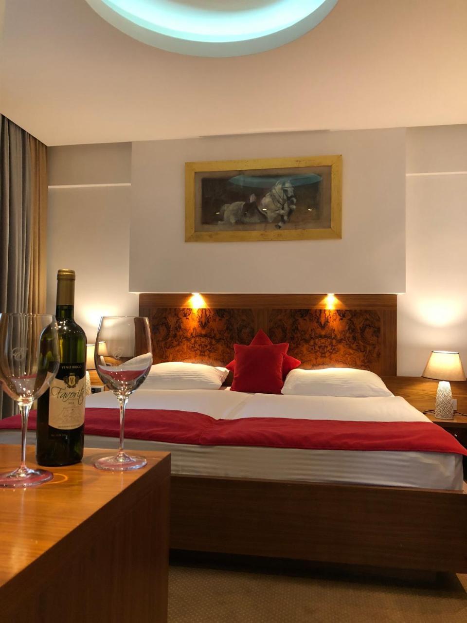 Hotel Exclusive Sarajevo Ngoại thất bức ảnh